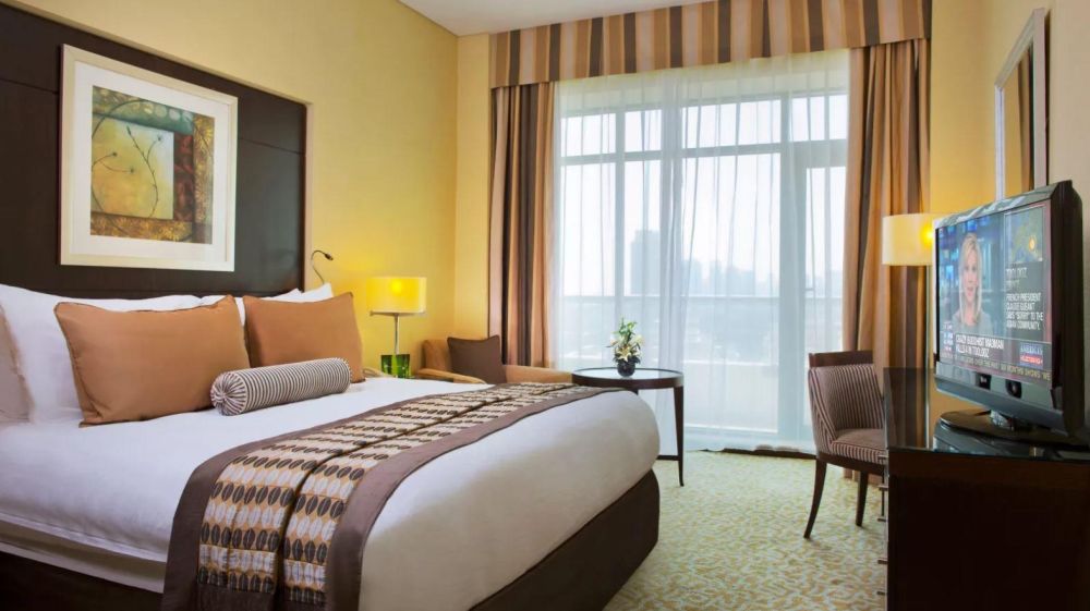 Deluxe, Time Oak Hotel and Suites 4*
