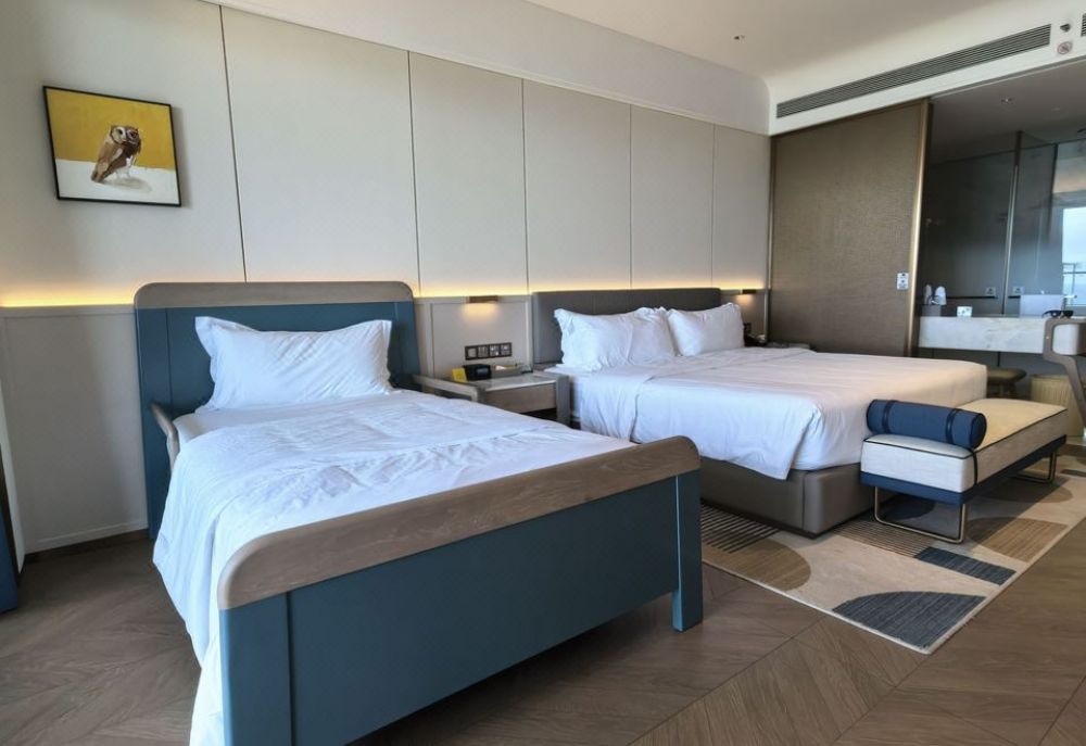 1 King and 1 Twin Standard Oceanfront Kid Theme Balcony, Voco Sanya Bay 5*
