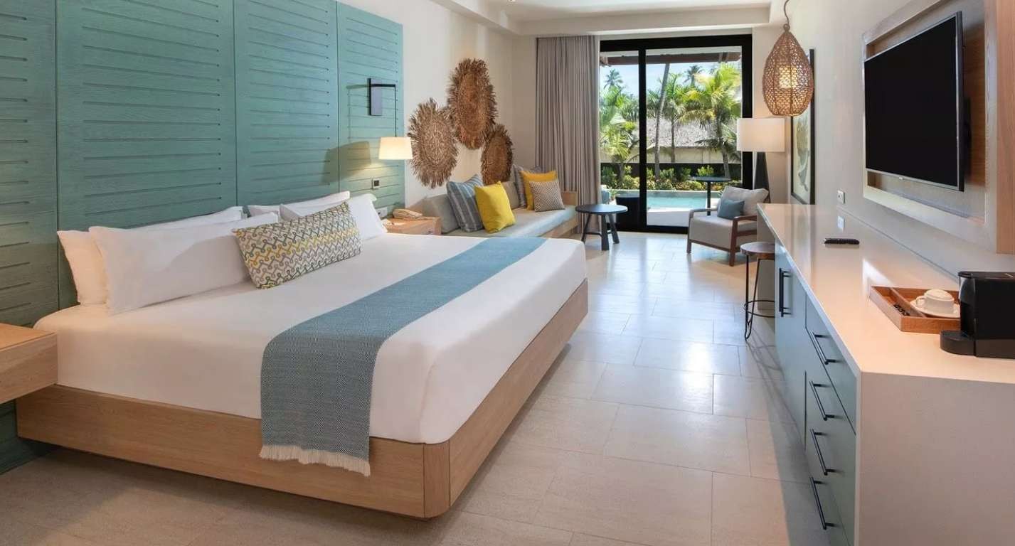 Adults Only Junior Suite Swim Up, Lopesan Costa Bavaro Resort SPA & Casino | Adults Only Club 5*