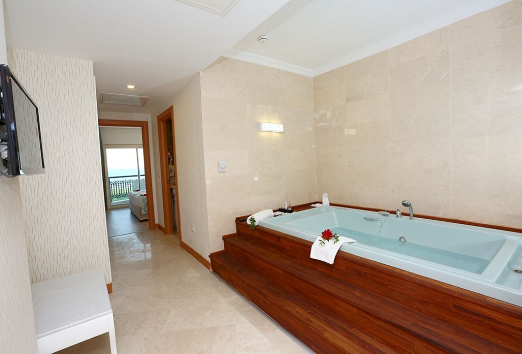 Deluxe Suite Sea View With Jacuzzi, Heaven Beach Resort & SPA | Adults Only 16+ 5*