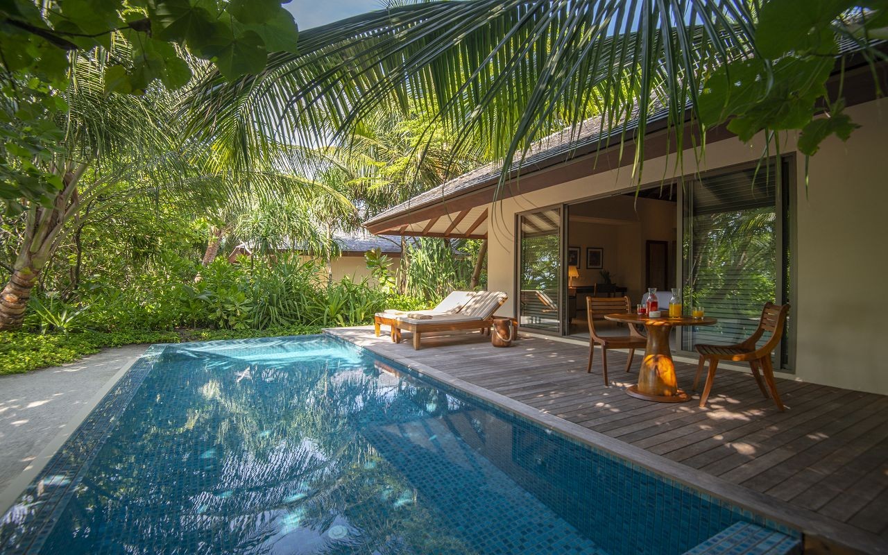 Sunrise / Sunset Beach Pool Villa, The Residence Maldives at Dhigurah 5*