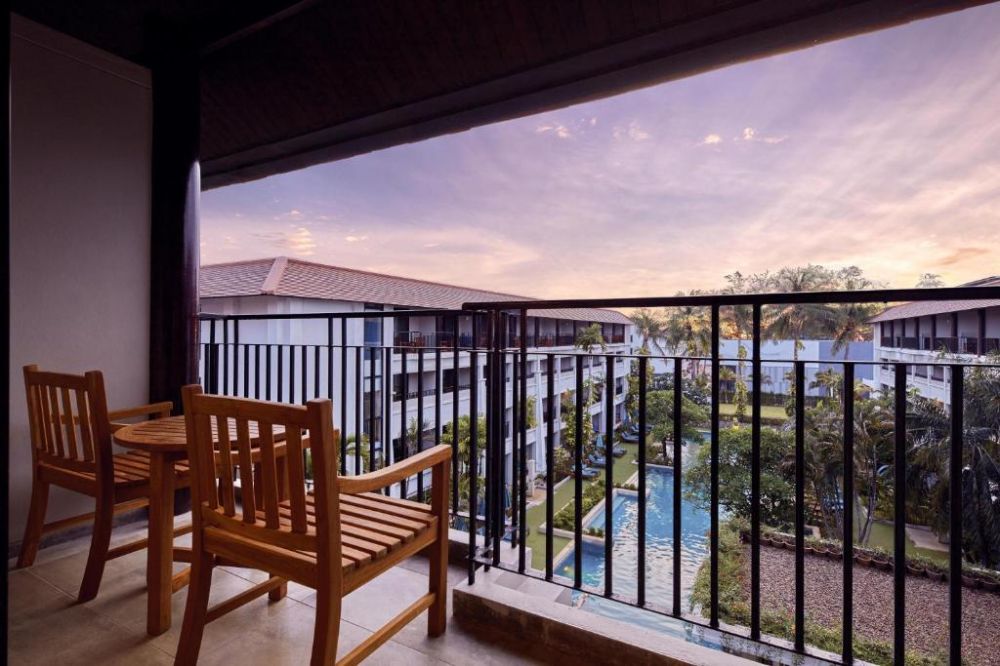 Premium Balcony Room, DoubleTree by Hilton Phuket Banthai Resort 4*
