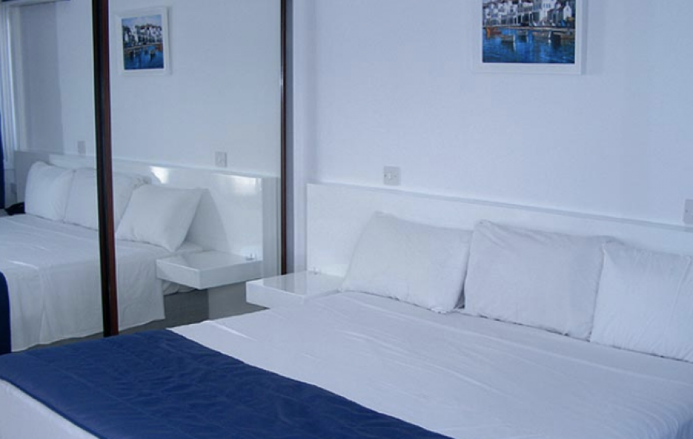Alasia 1-Bedroom, Sun Hall Beach Hotel Apts 3*