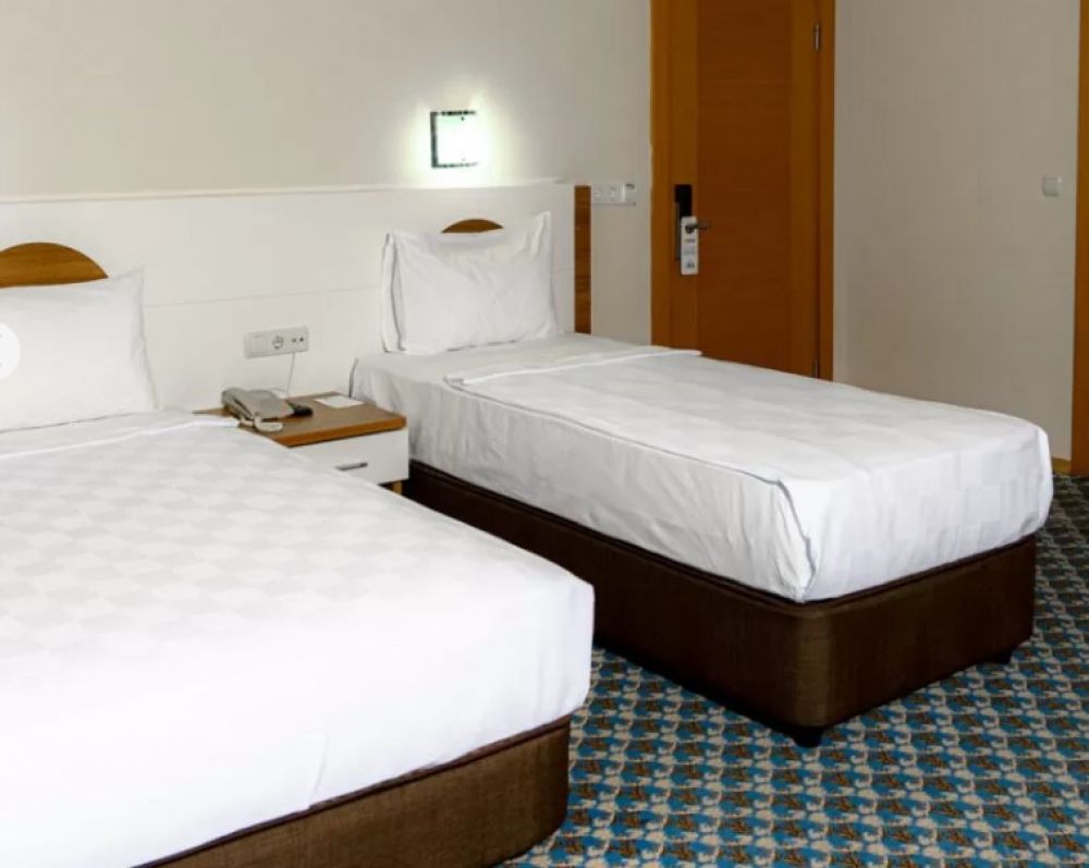 Standard, Omorfi Garden Resort Hotel 4*