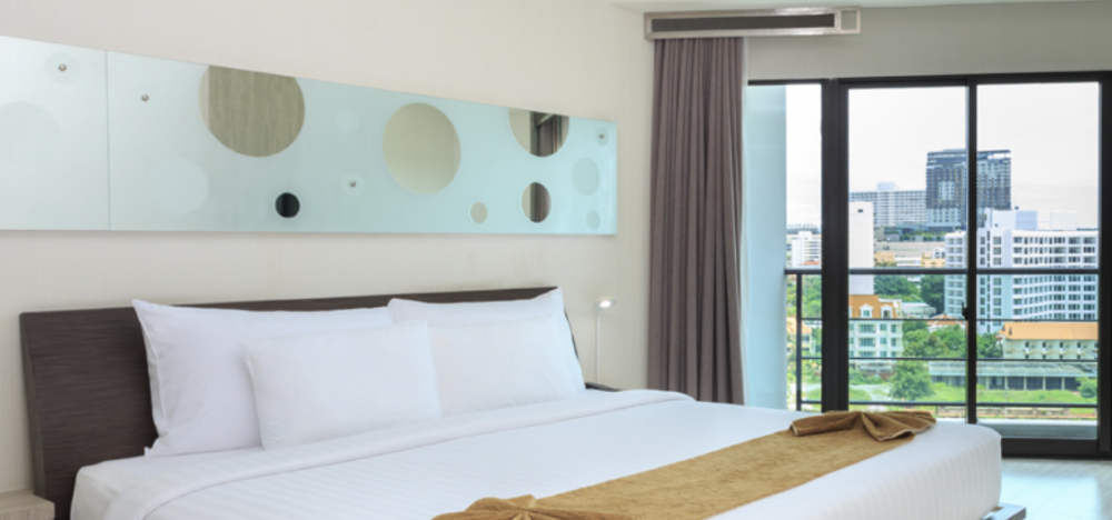 Premier Room Chic Tower, D-Beach Pattaya Discovery Beach Hotel 4*