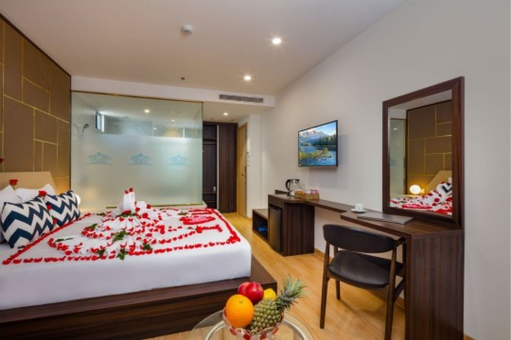 Senior Double Sea View, Crown Hotel Nha Trang 3*