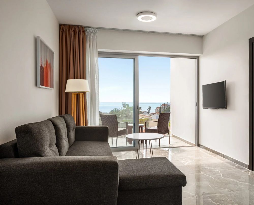 Suites, Freij Resort 4*