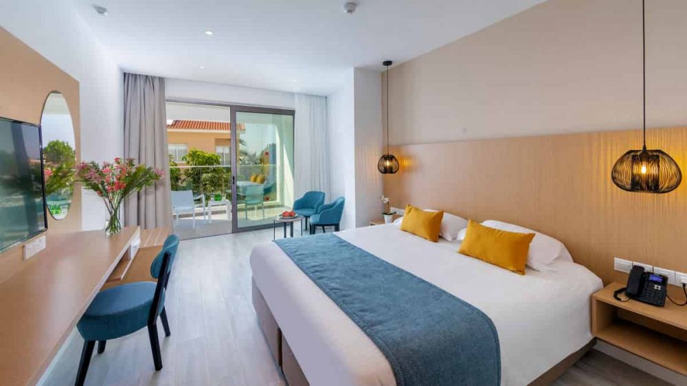 Twin / Double Inland View, Leonardo Crystal Cove Protaras (Adults Only 16+) 4*