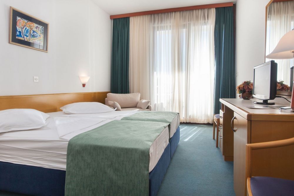 Double with Balcony Hill Side A/C, Hotel Biokovka 3*