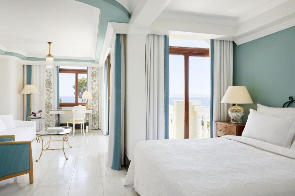 Deluxe Junior Suite, Danai Beach Resort & Villas 5*