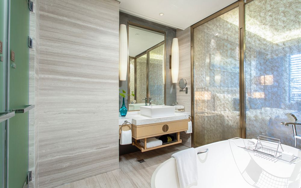 Senior Garden View Room, Sanya Xizang Hotel (ex. Sanya Tibet Hotel) 5*