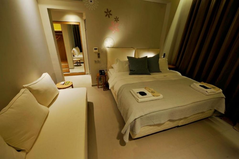 Superior Room, Coco-Mat Hotel Nafsika 3*