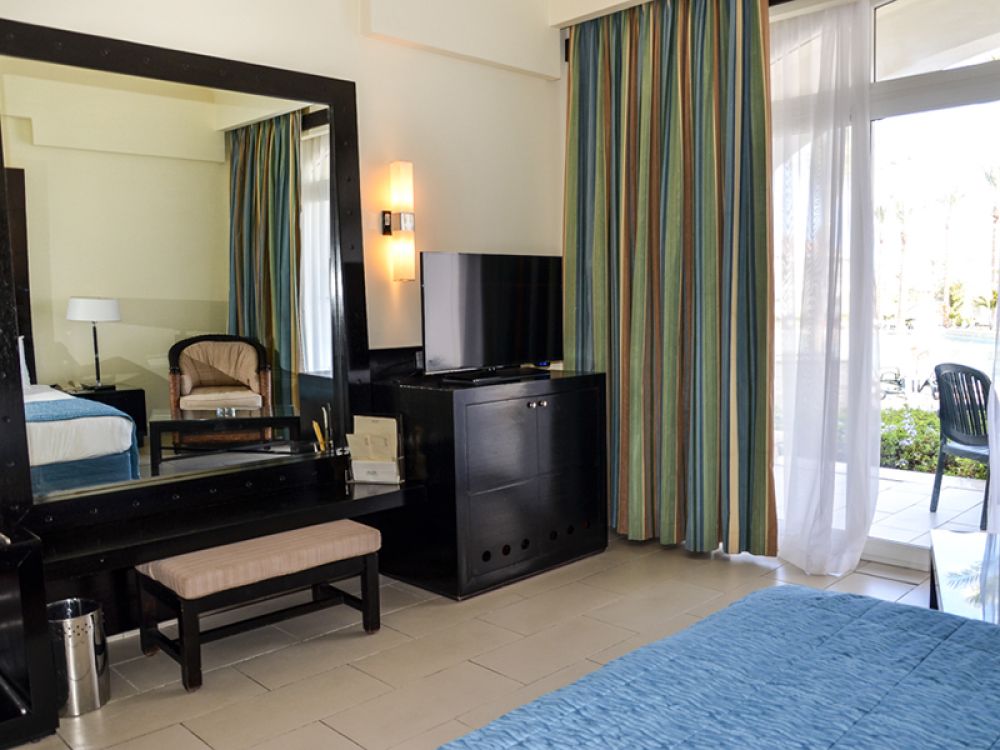 Family Room, Reef Oasis Blue Bay 5*