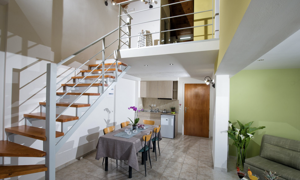 Superior Two Bedroom Apartment with Pool View – Split Level, Mary Hotel  & Mary Royal 3*