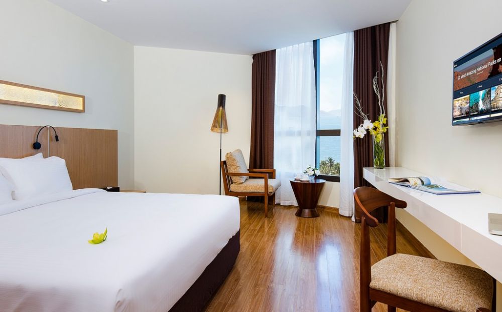 Deluxe Partial SV, Star City Hotel & Condotel Beachfront Nha Trang 4+