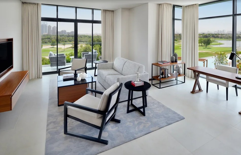 Executive Suite, Vida Emirates Hills 4*