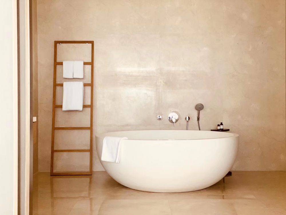 Ocean Front Loft Suite, The Sanya EDITION 5*