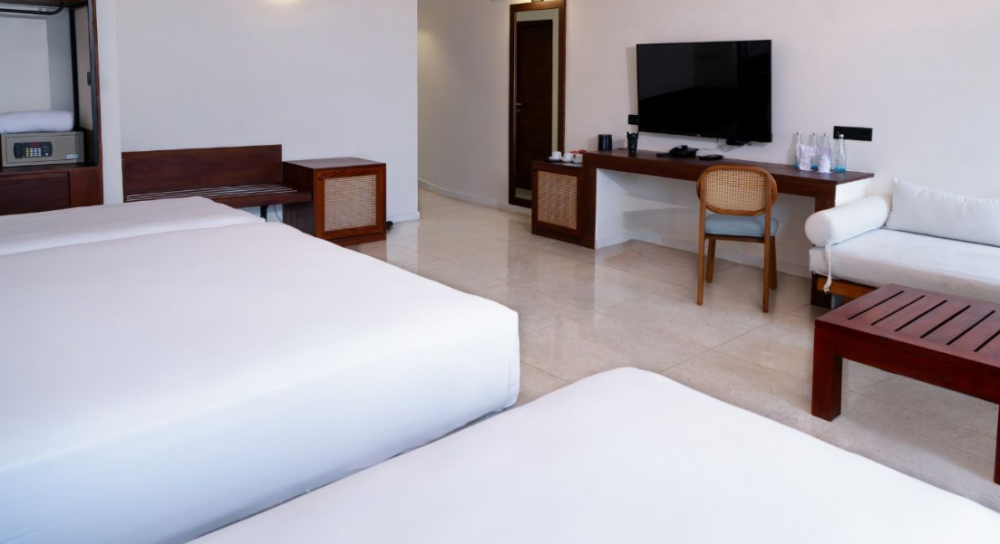 Deluxe Sea View Room, South Beach Resort 4*