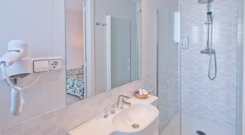 Standard Double Room, GHT Balmes Apartments & Splash (Calella) 3*