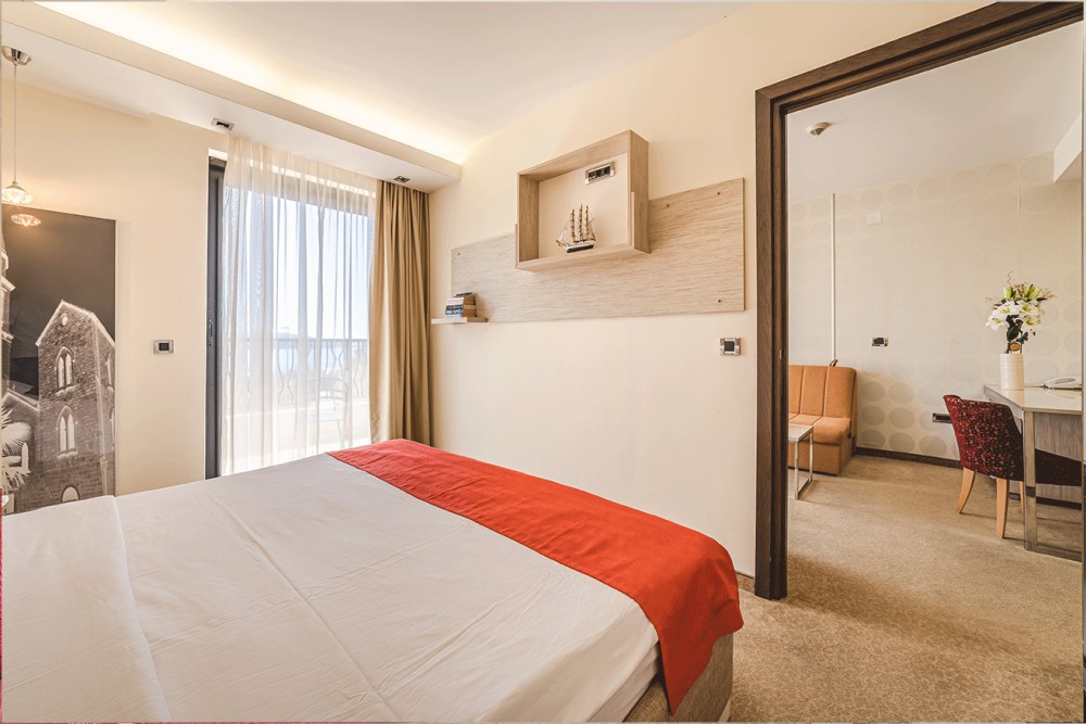 Family Apartment, Hec Residence 4*