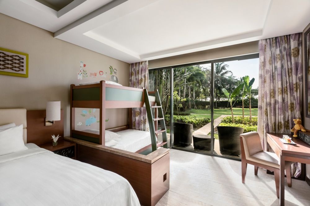 Garden Wing Deluxe Family Room, Shangri-La’s Rasa Ria Resort & Spa 5*