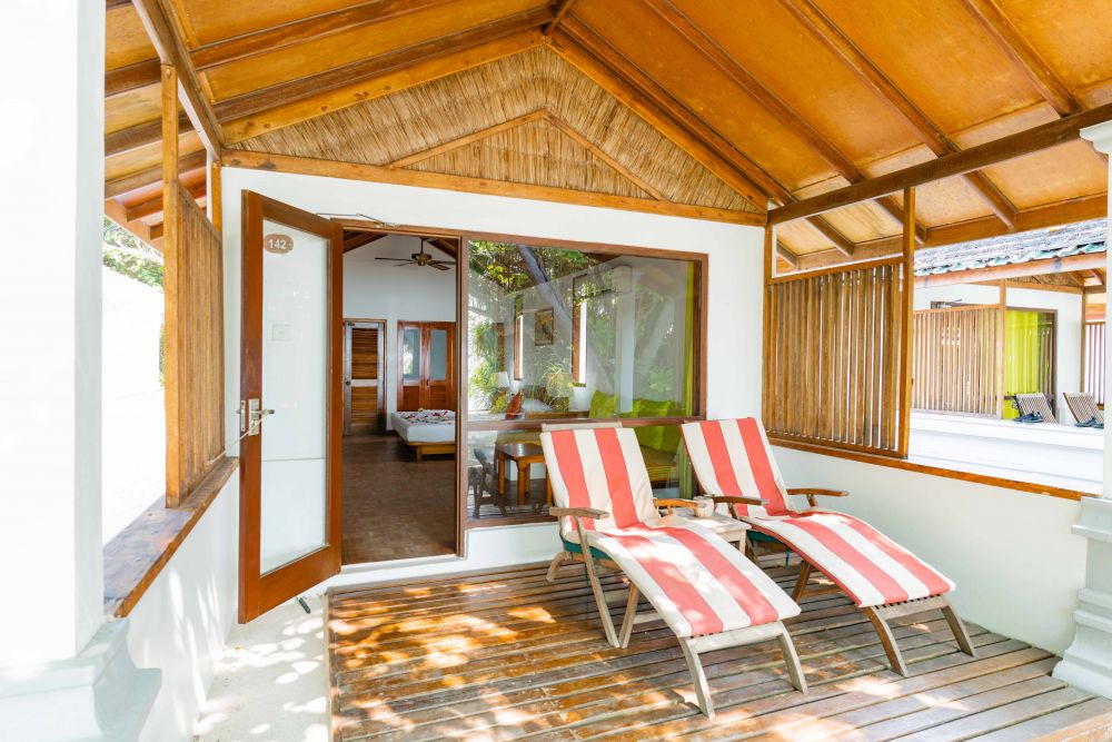 Deluxe Sunset Villa, Reethi Beach Resort 4*