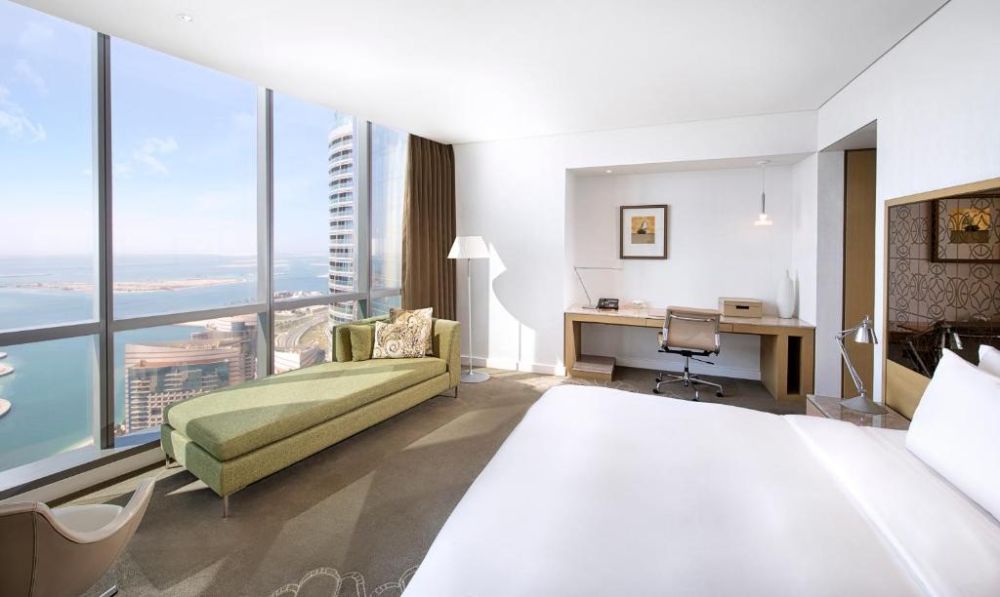 Deluxe Room with Sea View, Conrad Abu Dhabi Etihad Towers 5*