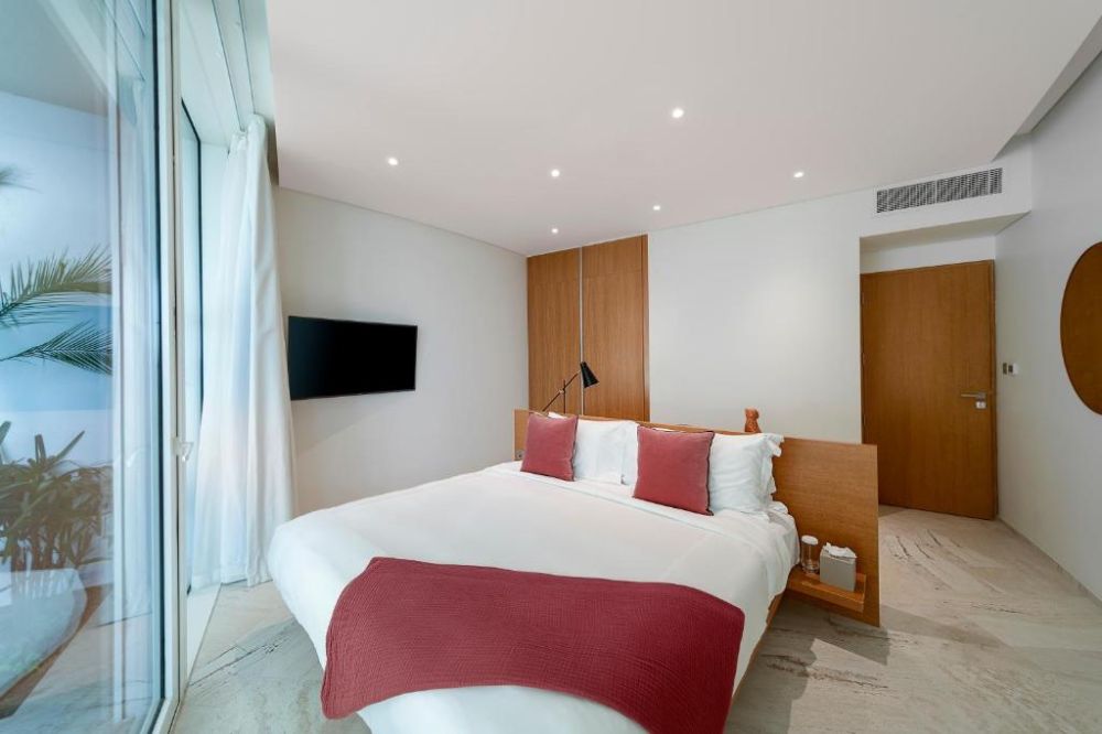 One Bedroom Jacuzzi, Five Jumeirah Village Dubai 5*