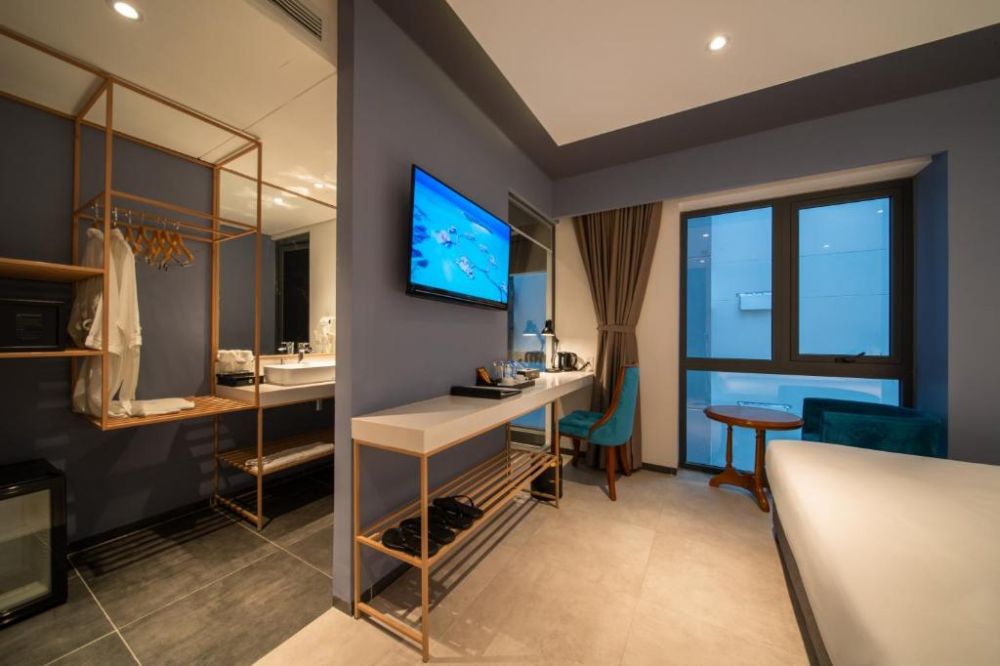 Deluxe Triple, The Time Hotel Nha Trang 3*