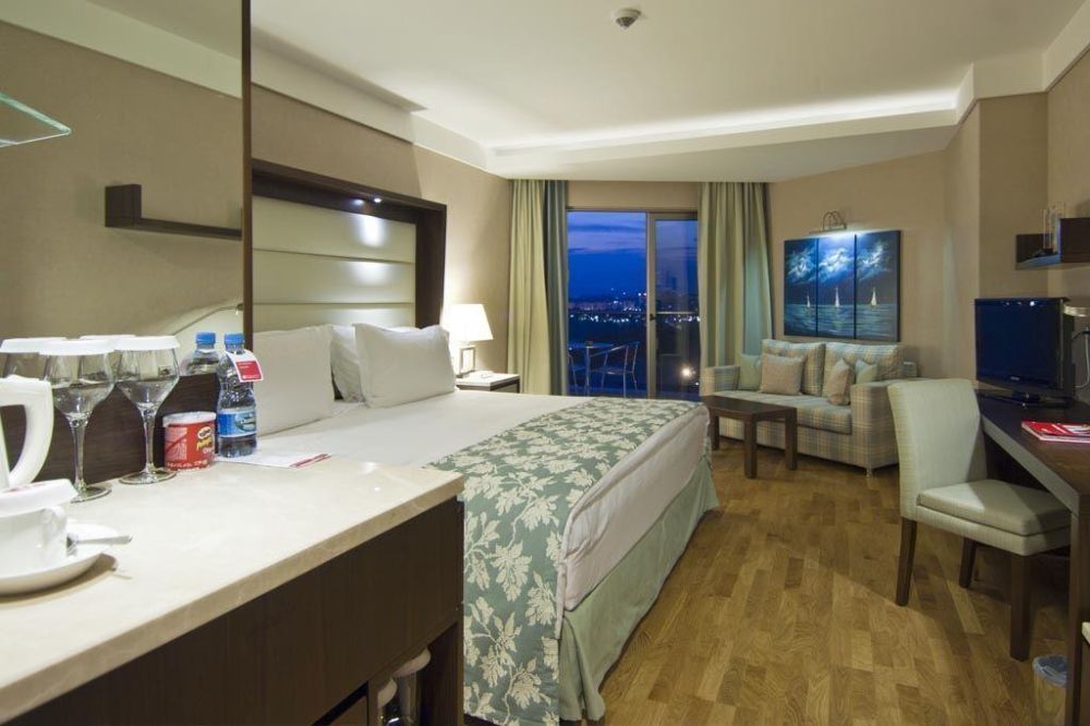 Deluxe Rooms, Ramada Plaza By Wyndham Antalya (ex. Ramada Plaza Antalya) 5*
