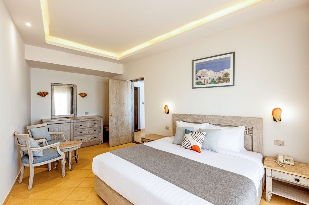 Mega Family Room, Sunrise Alma Bay Resort (ex. Protels Grand Seas Resort) 4*