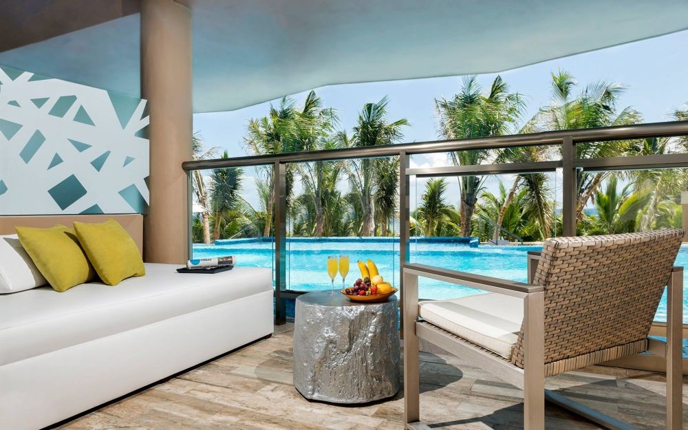 Oceanfront Pool Swim Up Suite, El Dorado Seaside Suites | Adults Only 5*