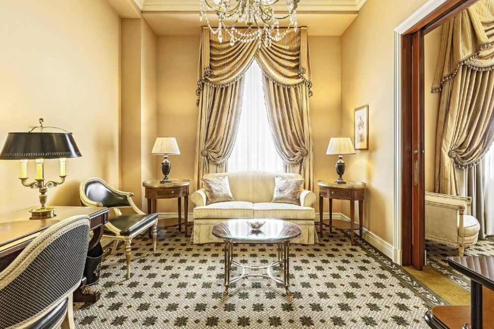 Deluxe Suite, Grande Bretagne a Luxury Collection Hotel Athens 5*