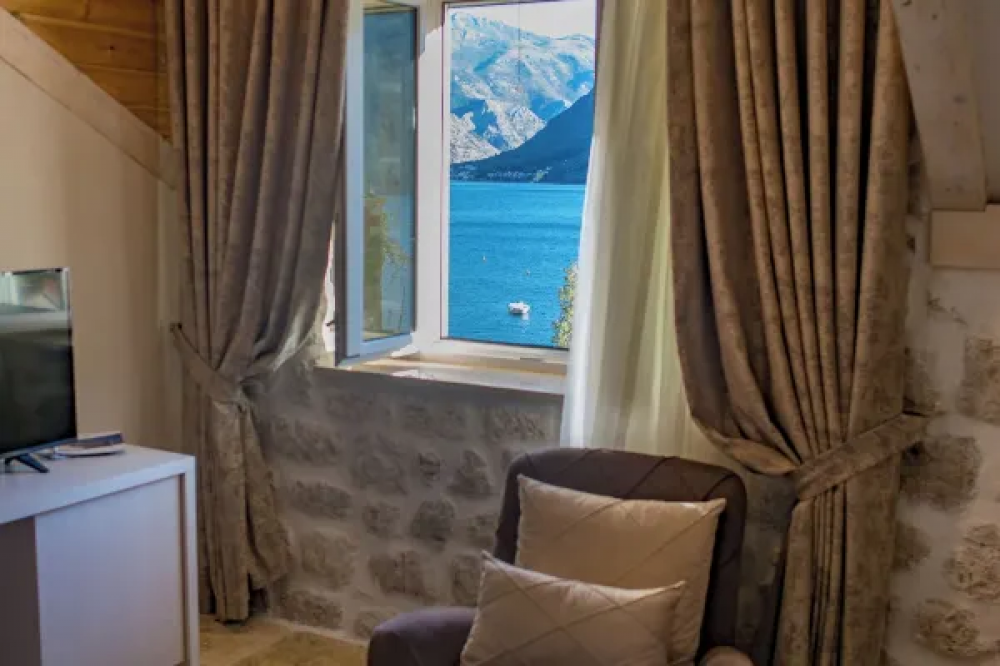 Apartment Sea View, Conte 4*