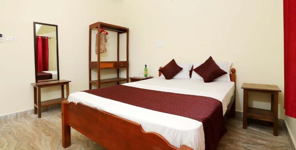 1 Bed Room Apt. AC with Kitchen, Morjim Sunset Guest House 