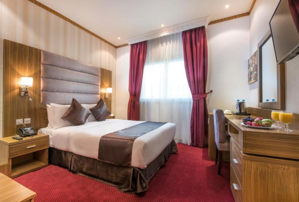Standard Room, Royal Tulip Hotel Dubai 3*