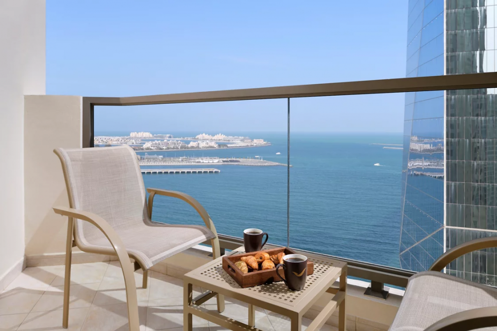 Executive Suite Partial Sea View With Balcony, Movenpick Hotel Jumeirah Beach 5*