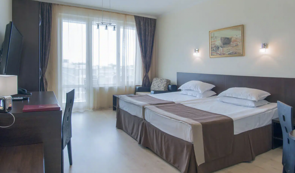 Junior Suite, Rome Palace Deluxe 4*