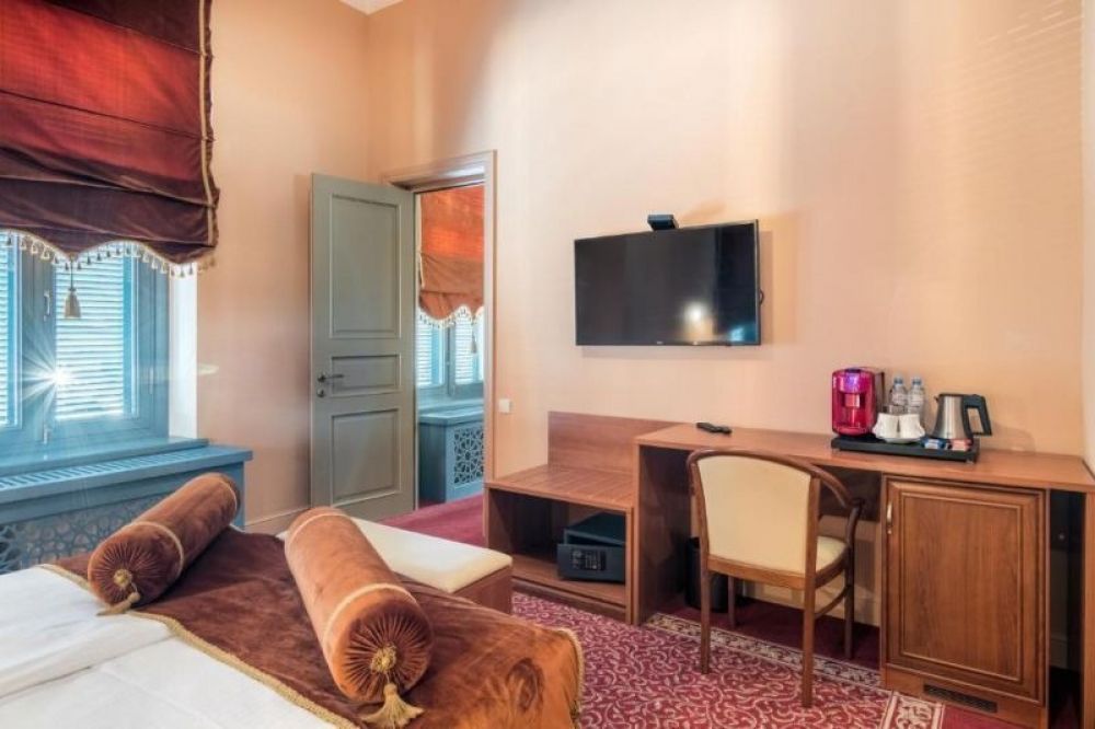 Ambassador Suite, Golden Tulip Borjomi 4*