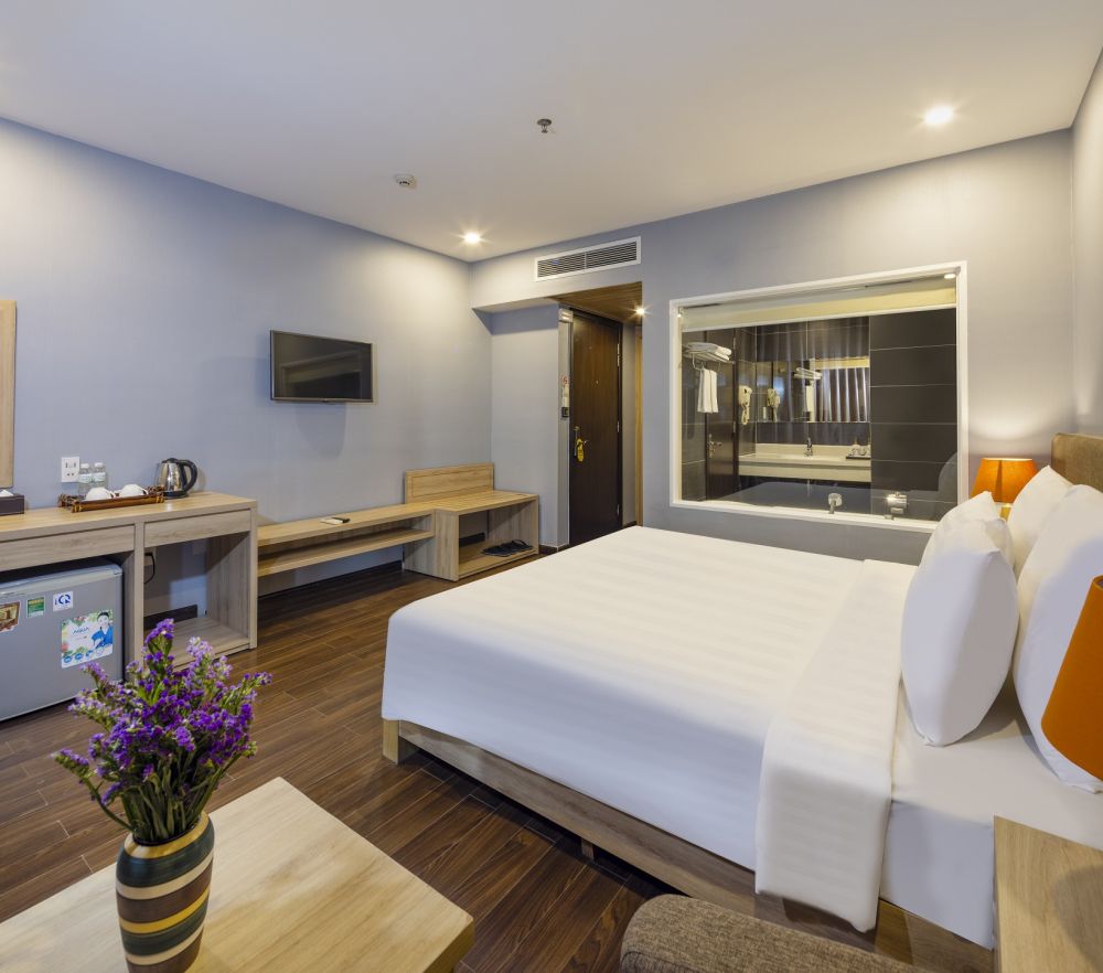 Deluxe City View with Balcony, DB Hotel Nha Trang 3+