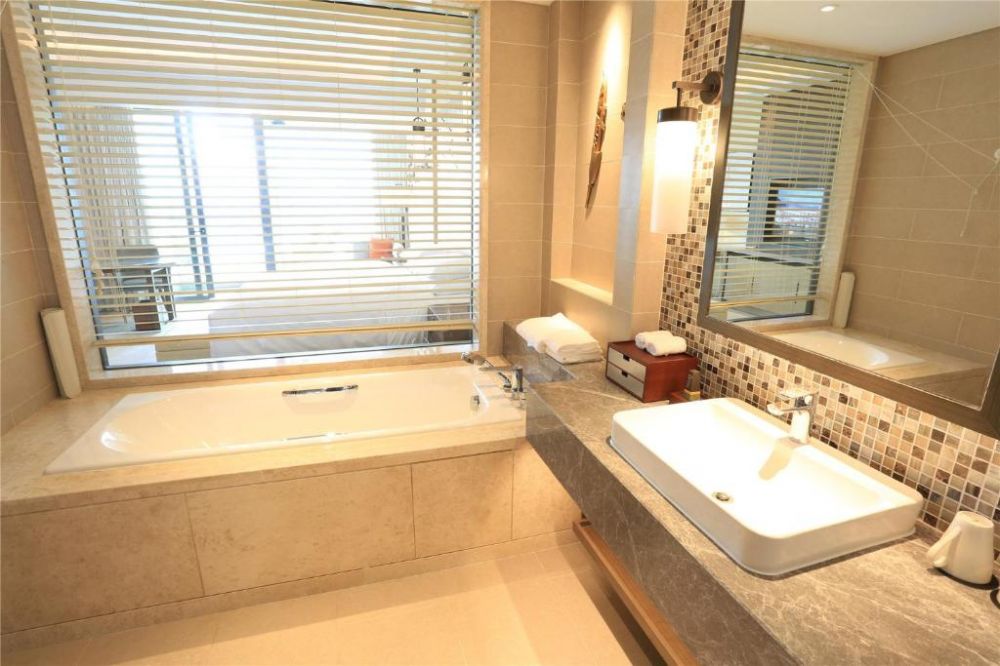 Deluxe Ocean View Room, Xiangshui Bay Marriott Resort & Spa 5*