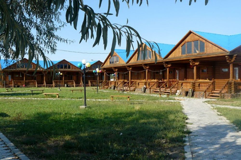 Деревянный дом с удобствами, Alakol-Aygerim ВКО | База отдыха 