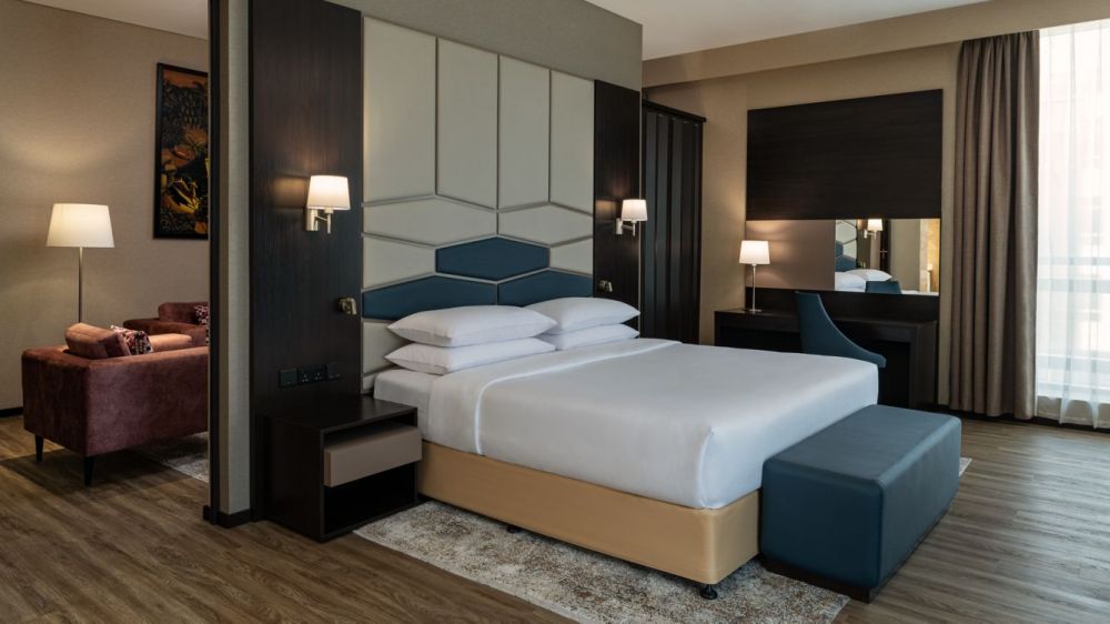 Premium 1 Bedroom Suite, Four Points by Sheraton Production City 4*