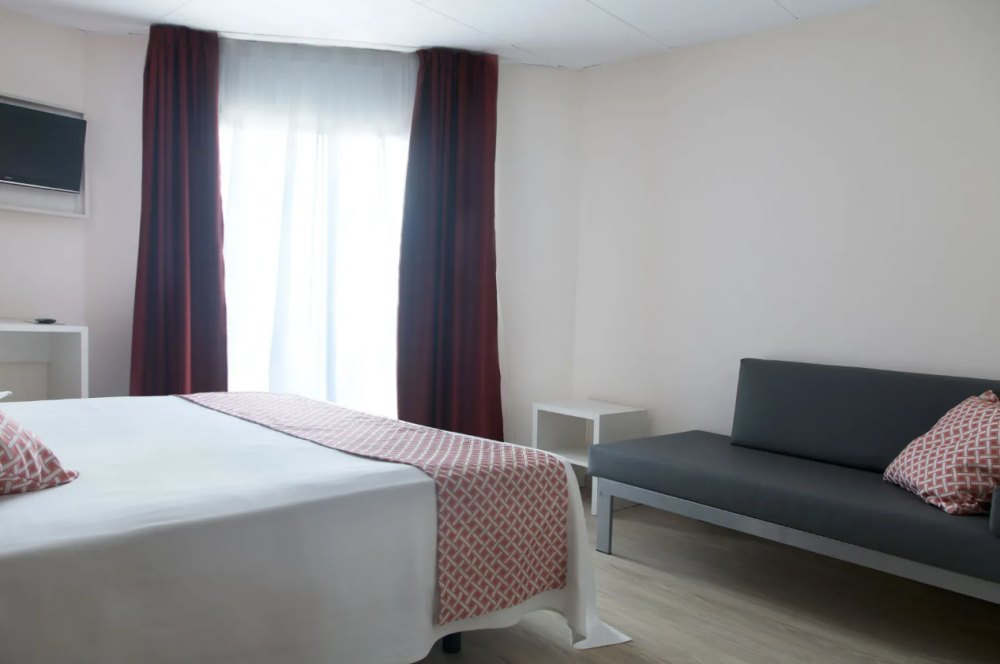 Family Room, GHT Balmes Apartments & Splash (Calella) 3*