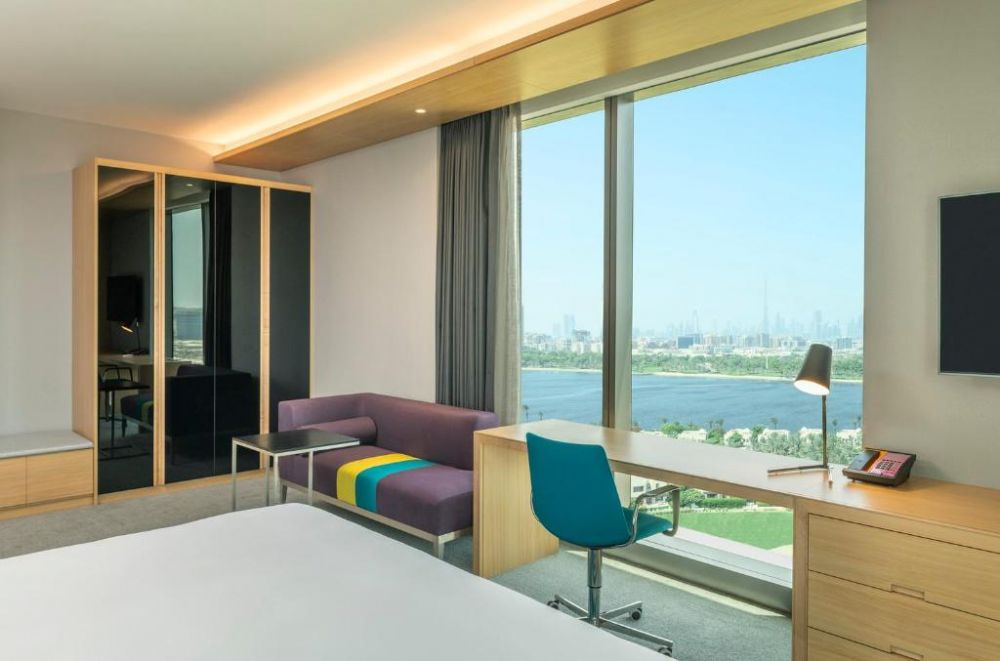 Savvy Suite, Aloft Dubai Creek 4*