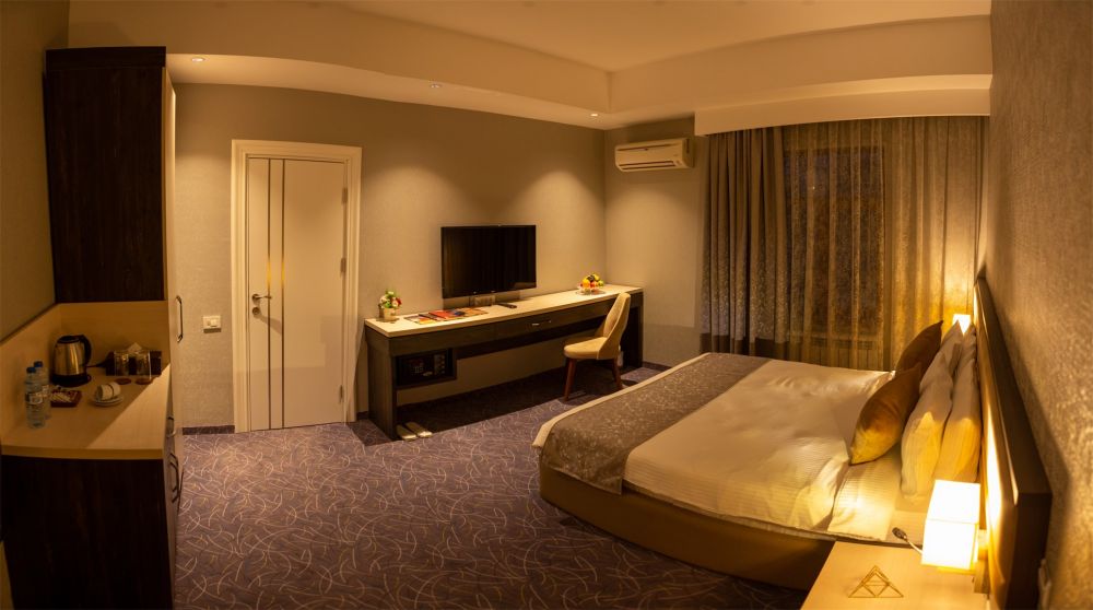 Standard Room, Parkway Inn Hotel 4*