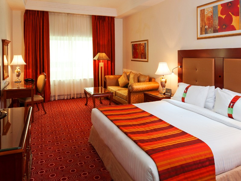 Standard Room, Holiday International Hotel - Embassy District (ex. Holiday Inn Bur Dubai) 4*