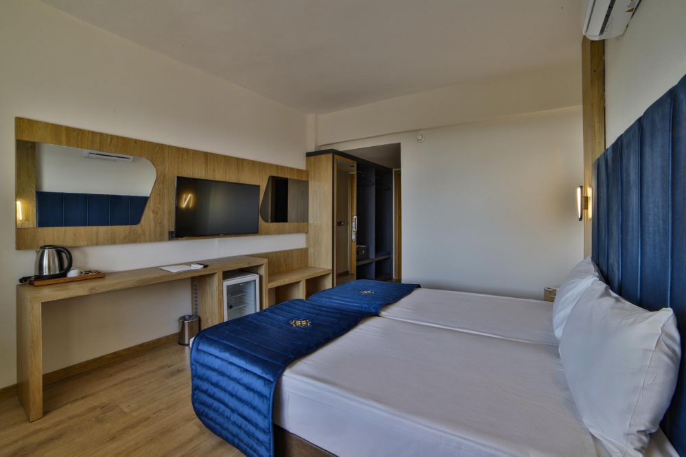 Standard Eco Room, Nashira City Resort Hotel 4*