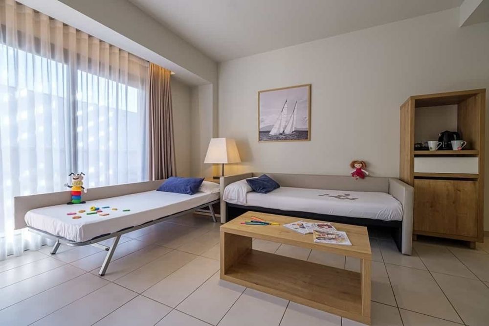 Standard Junior Suite Room, Estival Eldorado Resort 4*