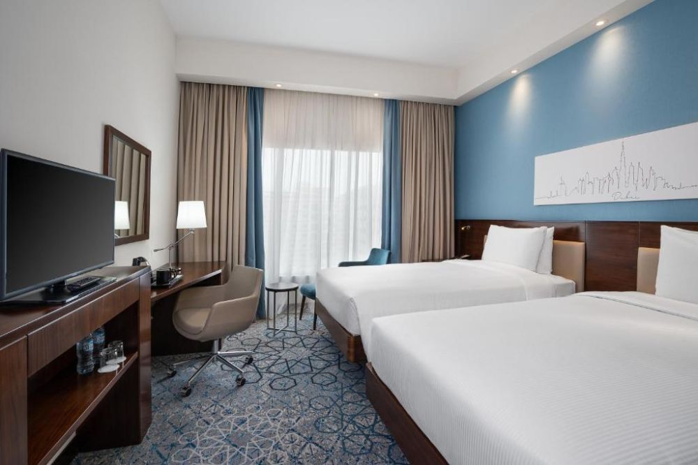 Guest Room Twin, Hampton by Hilton Dubai Al Barsha 3*